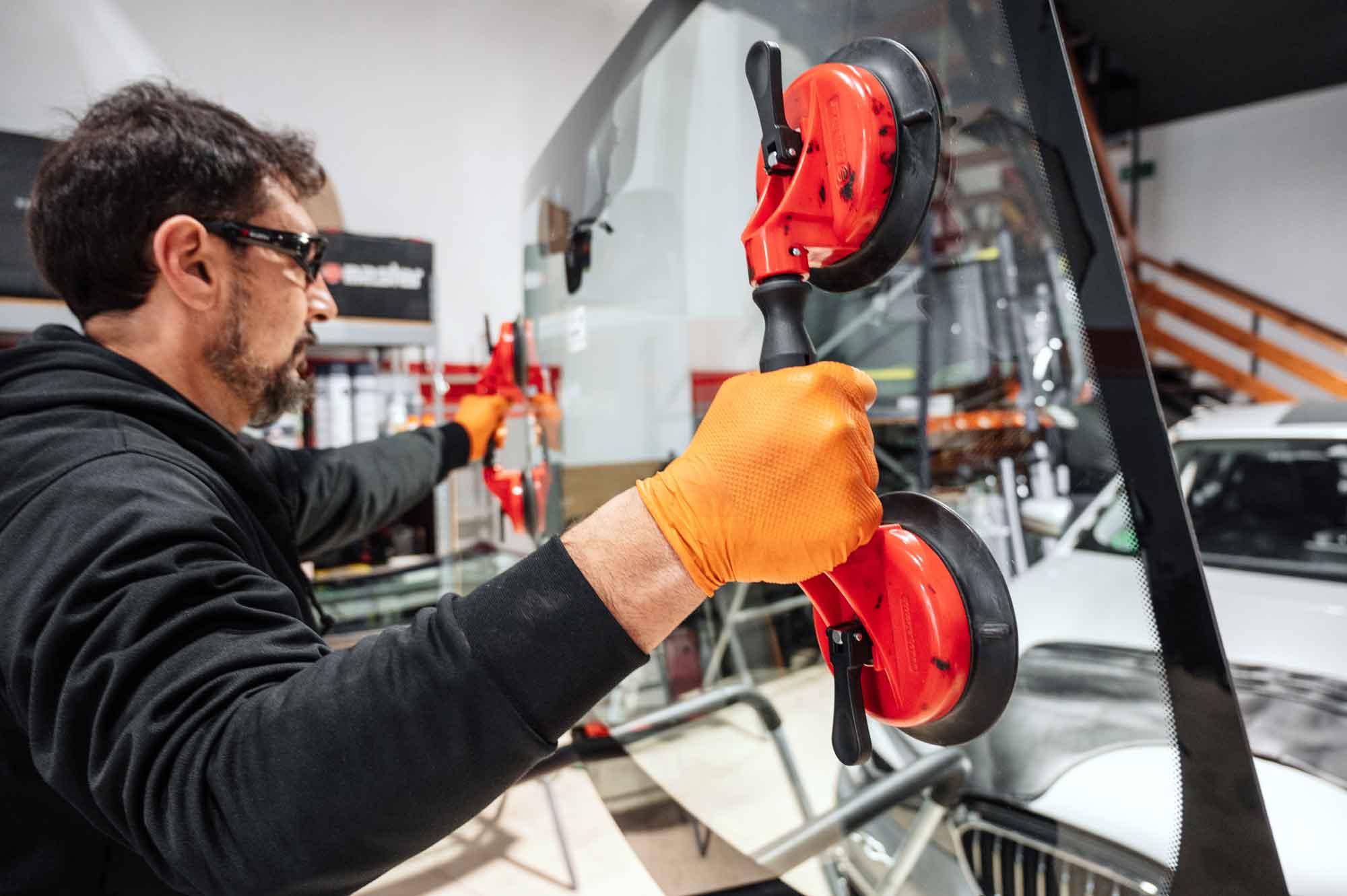 auto-windshield-repair Auto windshield repair - schoonover bodyworks