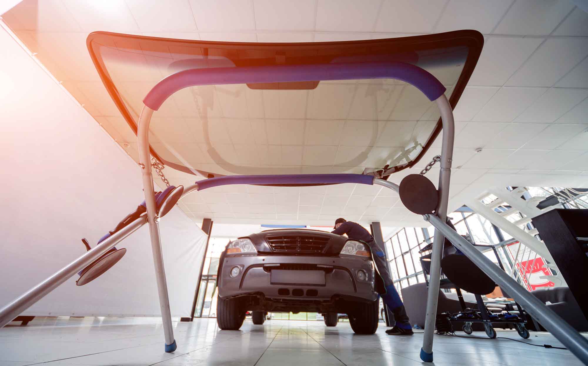windshield-glass-repair Windshield Glass Repair - Schoonover Bodyworks