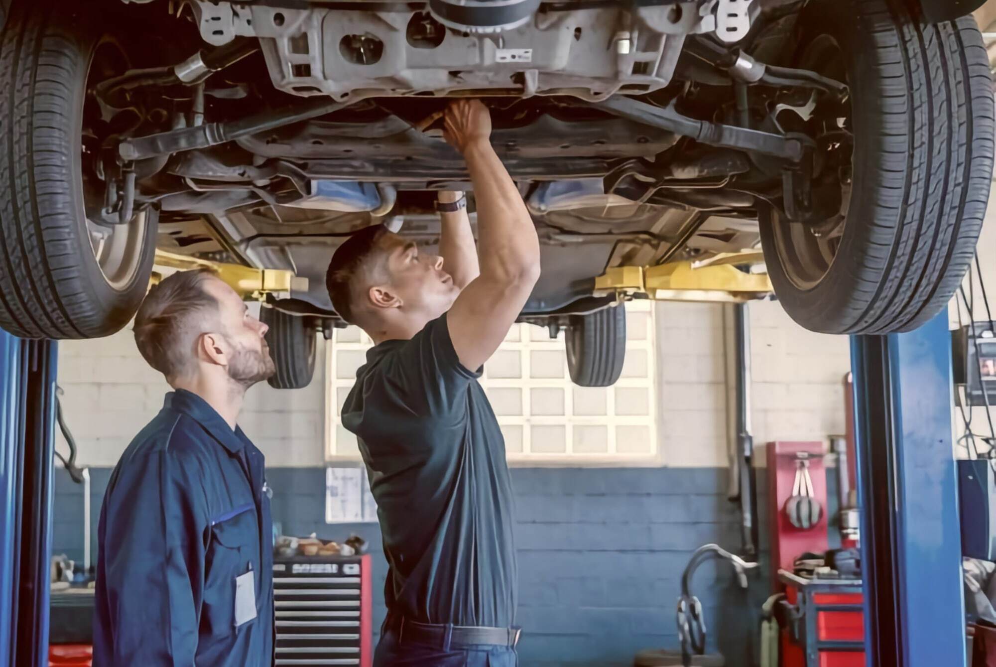 suspension Repair techs suspension Repair techs