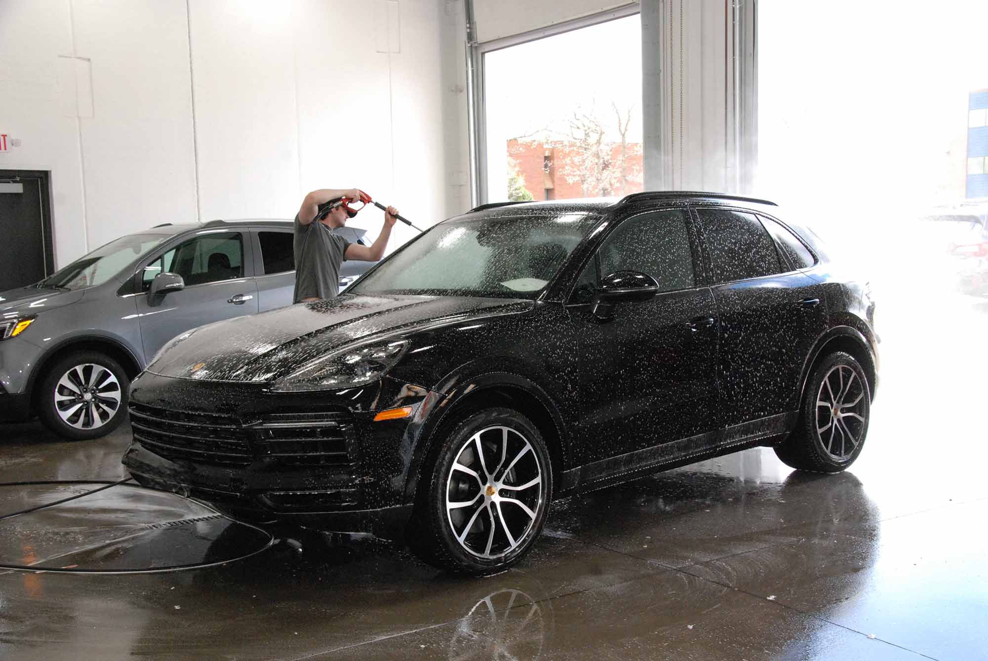 Auto Detailing Services – Washing Porsche SUV Auto Detailing Services - Washing Porsche SUV